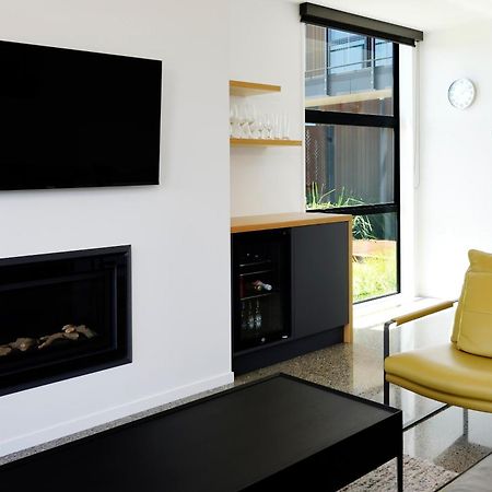 Harakeke Boutique Accommodation Mahana ภายนอก รูปภาพ